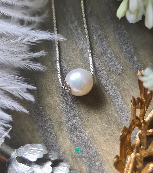 7-8mm White Akoya Pearl Round Through Drilled with 925 SS Chain-NEM008