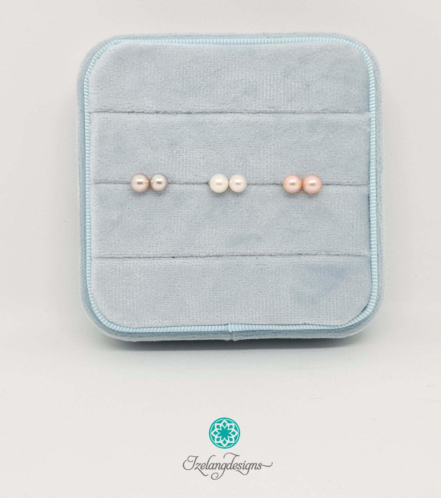 5-5.5mm Natural Freshwater Pearl Round Stud Earrings Pink-EGM036