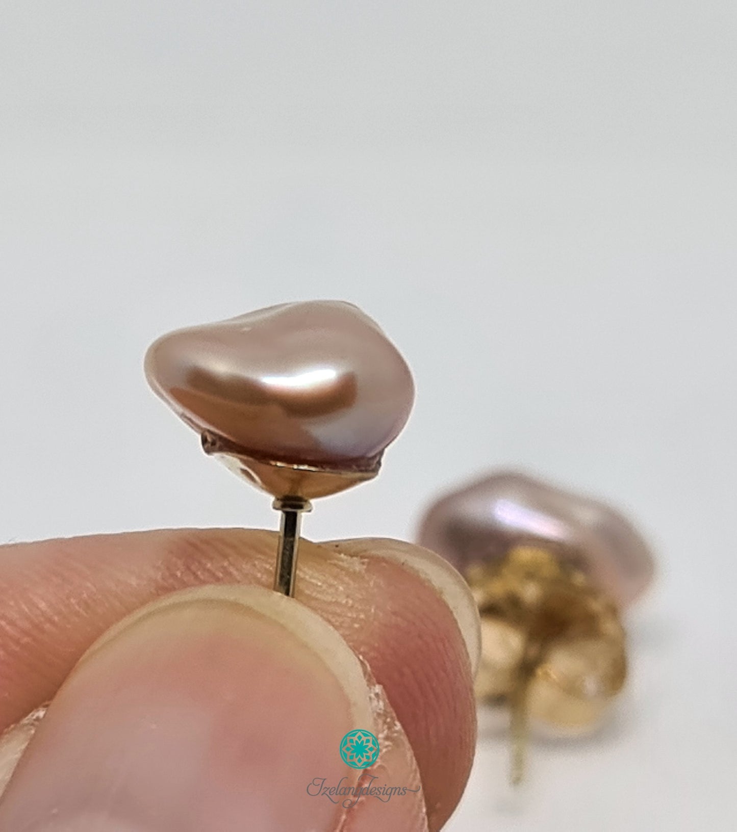 10-12mm Natural Freshwater Keshi Pearl Stud Earrings Pink-EGM052